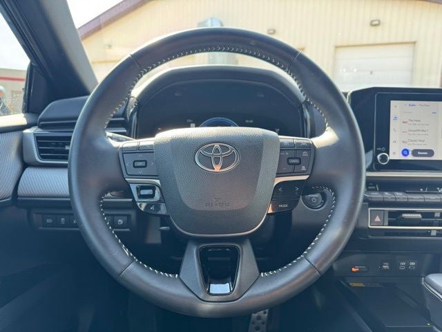 2025 Toyota Camry SE FWD
