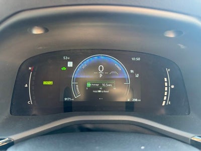 2025 Toyota Camry SE FWD