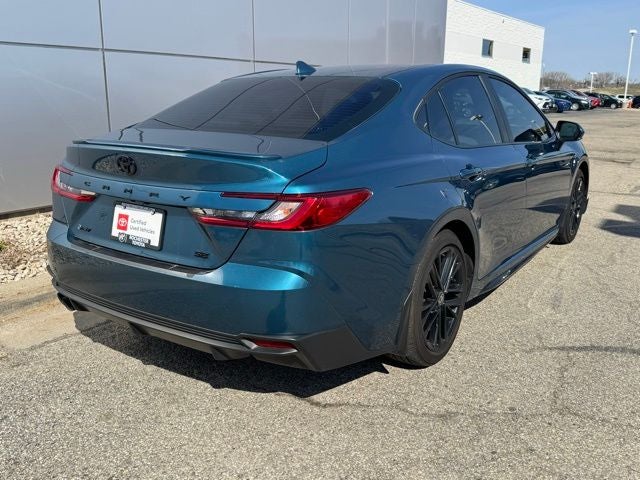 2025 Toyota Camry SE FWD