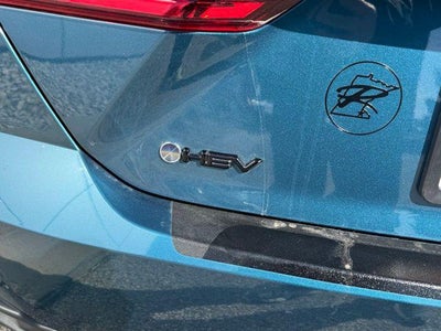 2025 Toyota Camry SE FWD