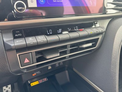 2026 Toyota Camry SE FWD
