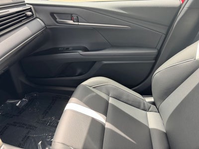 2026 Toyota Camry SE FWD