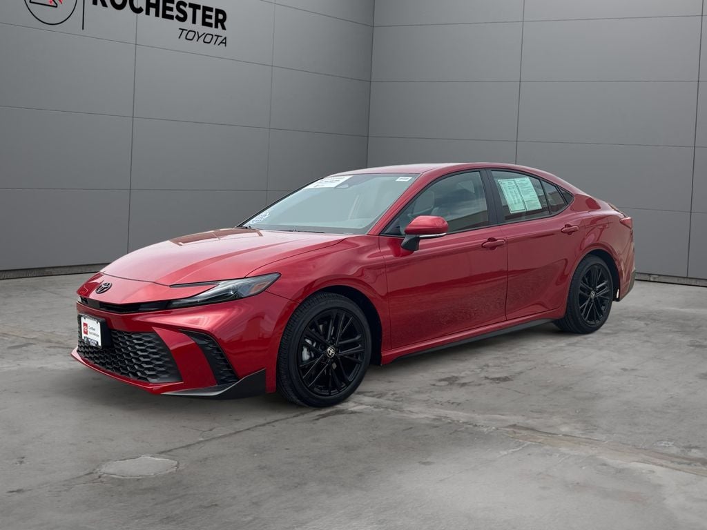 2026 Toyota Camry SE FWD