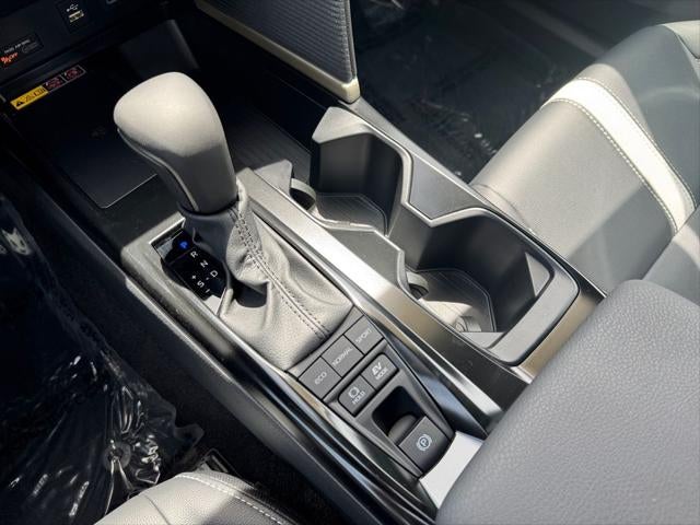 2026 Toyota Camry SE FWD