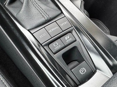 2025 Toyota Camry SE FWD