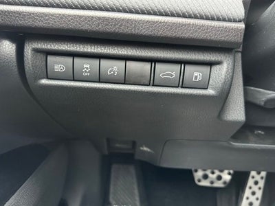 2025 Toyota Camry SE FWD