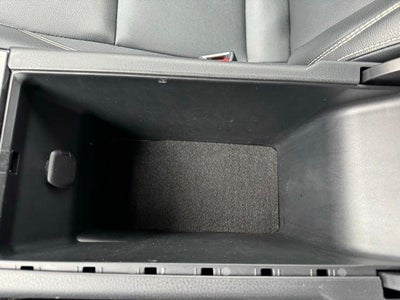 2025 Toyota Camry SE FWD