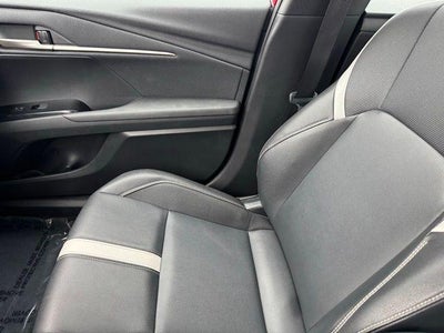 2025 Toyota Camry SE FWD