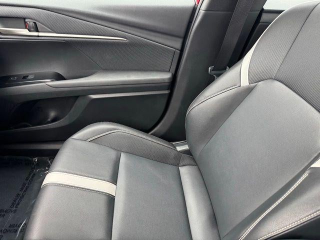 2025 Toyota Camry SE FWD