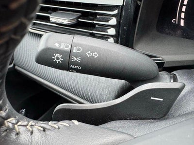 2025 Toyota Camry SE FWD