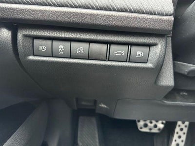 2025 Toyota Camry SE FWD