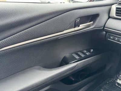 2025 Toyota Camry SE FWD