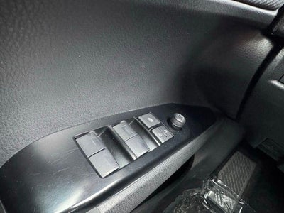 2025 Toyota Camry SE FWD