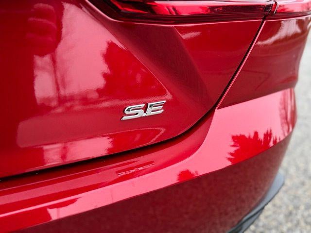 2025 Toyota Camry SE FWD