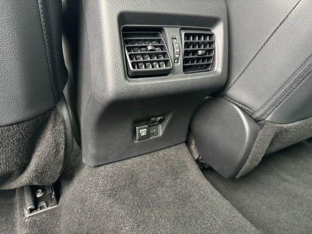 2025 Toyota Camry SE FWD