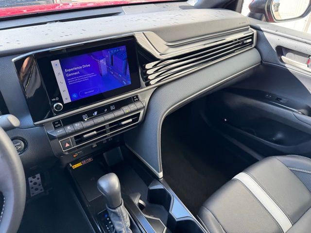 2025 Toyota Camry SE FWD