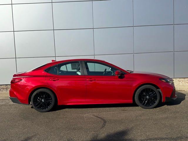2025 Toyota Camry SE FWD