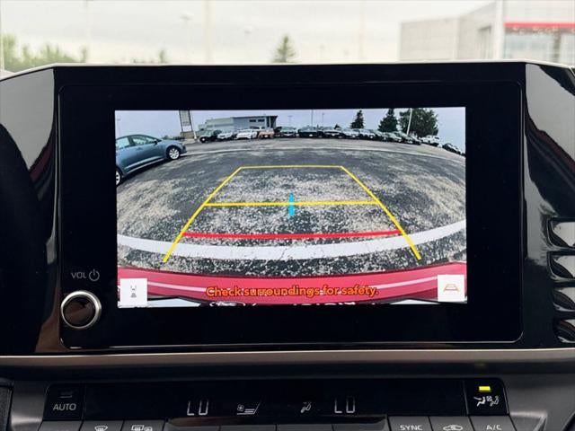 2025 Toyota Camry LE FWD