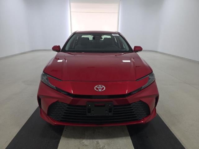 2025 Toyota Camry LE FWD