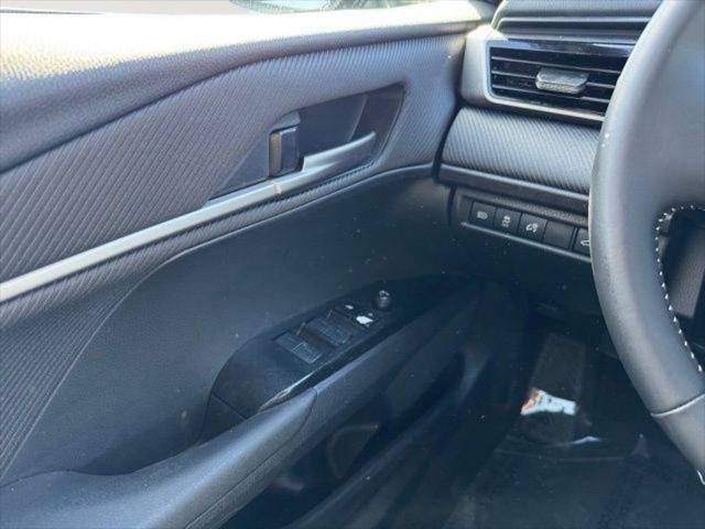 2025 Toyota Camry SE FWD