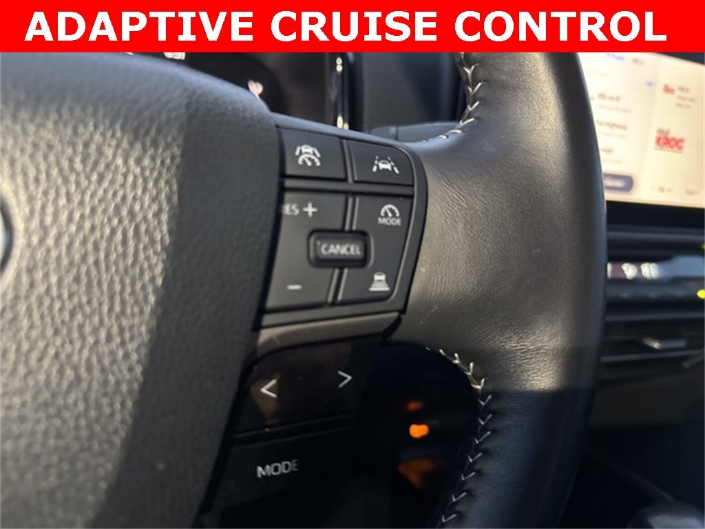 2025 Toyota Camry SE FWD