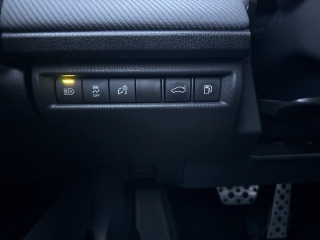 2025 Toyota Camry SE FWD