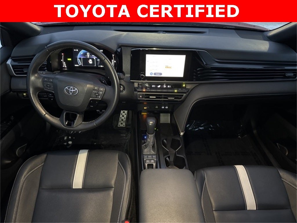 2025 Toyota Camry SE FWD