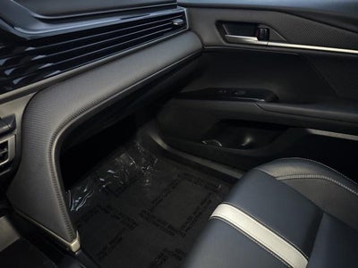 2025 Toyota Camry SE FWD