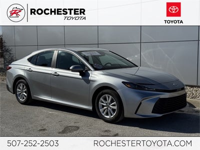 2025 Toyota Camry LE FWD