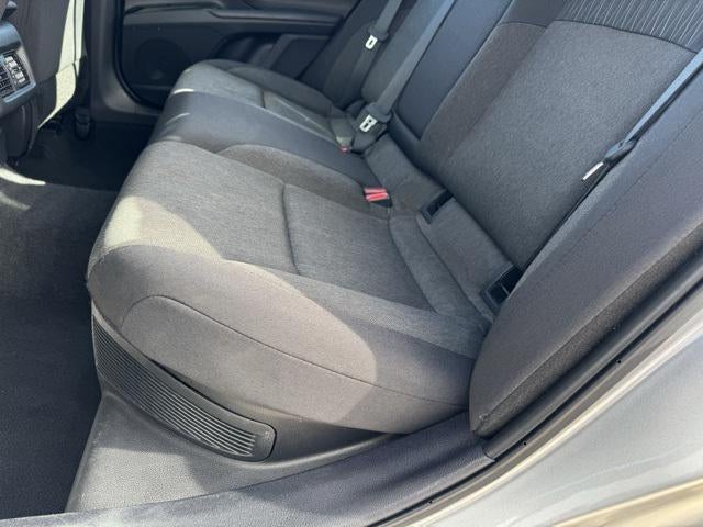 2025 Toyota Camry LE FWD