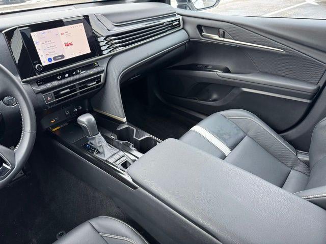 2025 Toyota Camry SE FWD