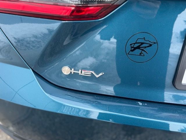 2025 Toyota Camry LE FWD