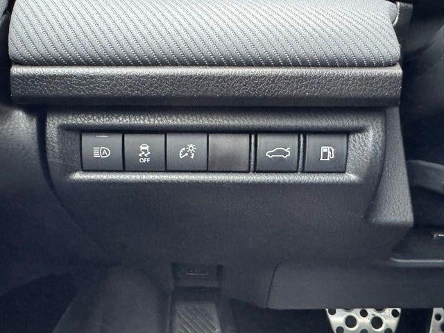 2025 Toyota Camry SE FWD