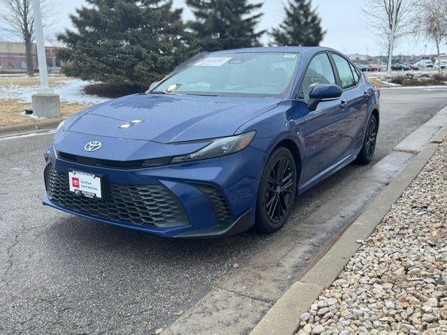 2025 Toyota Camry SE FWD