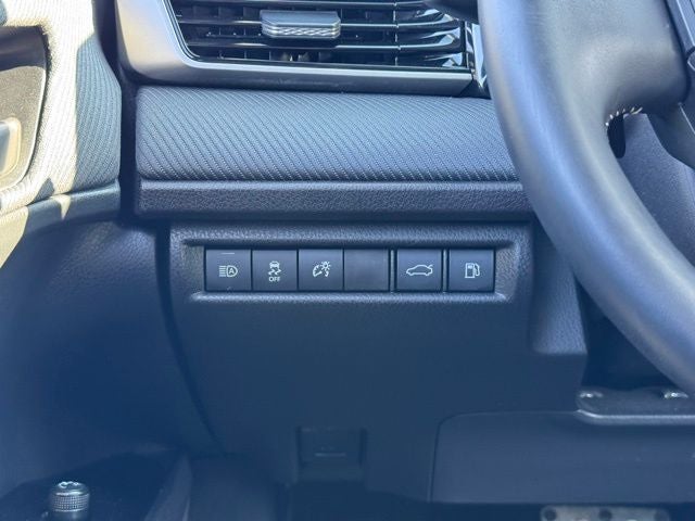 2025 Toyota Camry SE FWD