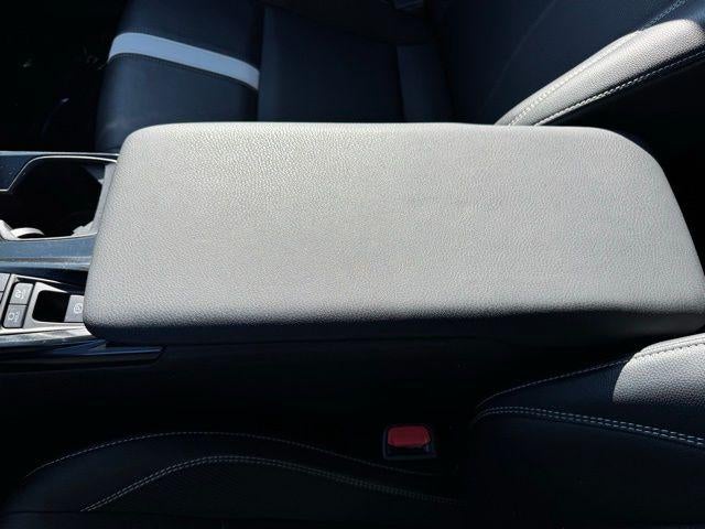 2025 Toyota Camry SE FWD