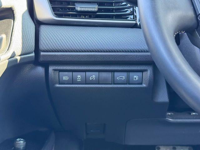 2025 Toyota Camry SE FWD