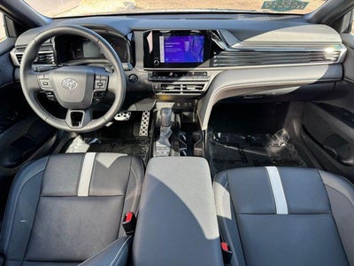 2025 Toyota Camry SE FWD