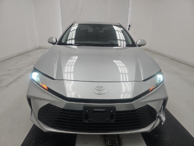 2025 Toyota Camry LE FWD