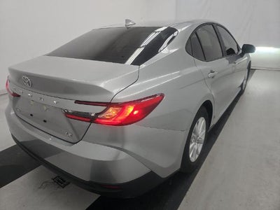 2025 Toyota Camry LE FWD