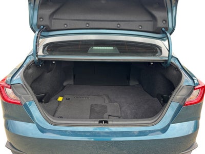 2025 Toyota Camry SE FWD