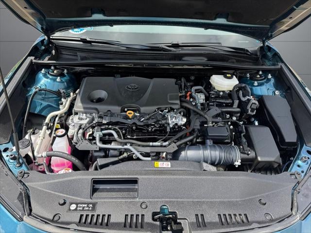 2025 Toyota Camry SE FWD
