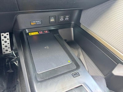 2025 Toyota Camry SE FWD