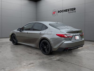 2025 Toyota Camry SE FWD