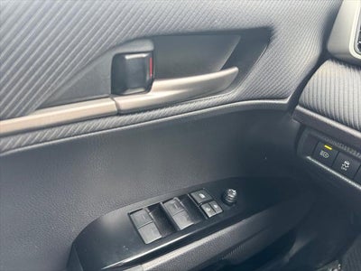 2025 Toyota Camry SE FWD