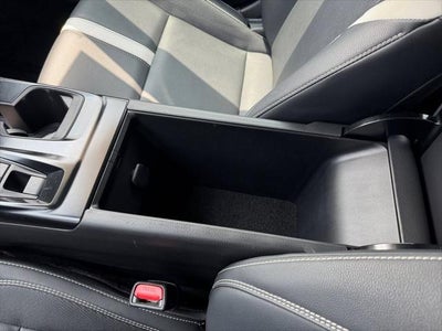2025 Toyota Camry SE FWD