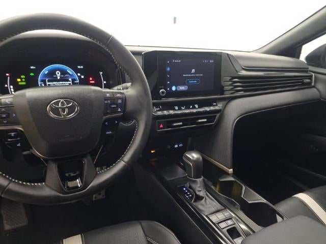 2025 Toyota Camry SE FWD