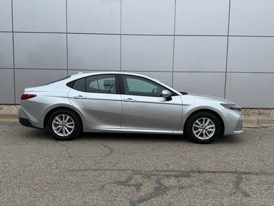 2026 Toyota Camry LE FWD