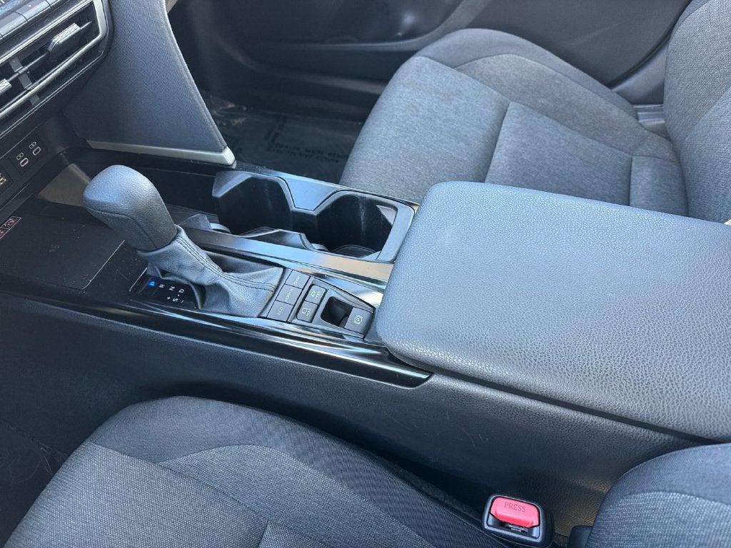 2025 Toyota Camry LE FWD