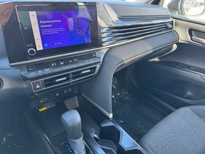 2025 Toyota Camry LE FWD